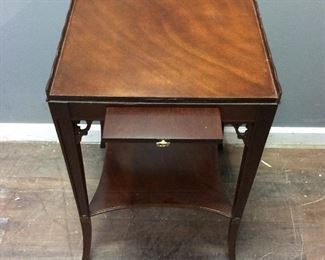 VTG. END TABLE/DESK