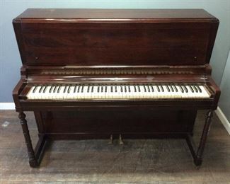 VINTAGE CABLE-NELSON PIANO