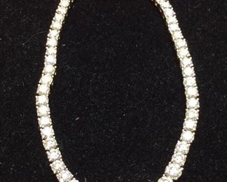 18KT GOLD DIAMOND BRACELET,