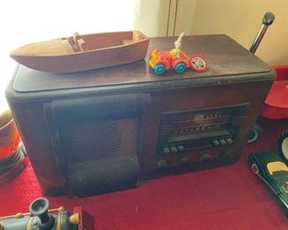 Old Table Top Tube Radio
