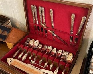 Silverplated Flatware Set