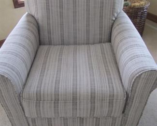 STRIPED CHAIR