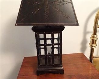 Black carriage lantern lamp with punched metal shade