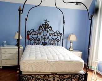 Canopy bed, metal frame canopy bed, Kensington canopy bed