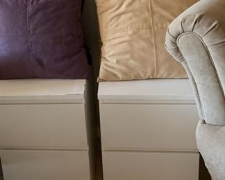 2-Drawer Nightstands