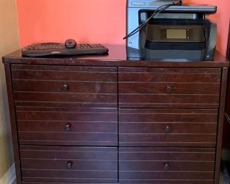 Simmons Slumber Time 6- Drawer Dresser, HP Printer, Keyboard and Mouse