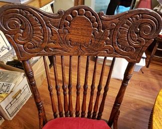 Round oak claw-foot dining table with 6 chairs - carved chair