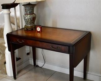 Paine Furniture drop leaf table