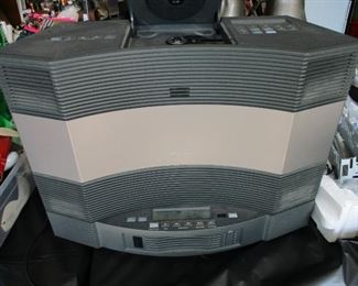 BOSE ACOUSTIC WAVE RADIO WITH CD PLAYER, AWESOME SOUND  MODEL CD3000