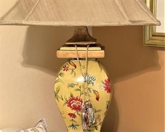 Lovely lamp in yellow and red