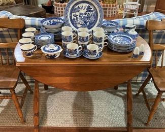 Drop-leaf table; chairs; Staffordshire England "Blue Willow" dishes