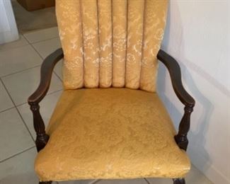 pretty vintage chair in excellent condition.