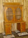 Desk w/Bookcase Top
