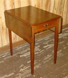 Mahogany Dropleaf Lamp Table