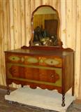 Dresser to Bedroom Set