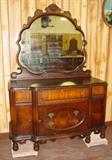 Super 1920's Walnut Dresser w/Mirror