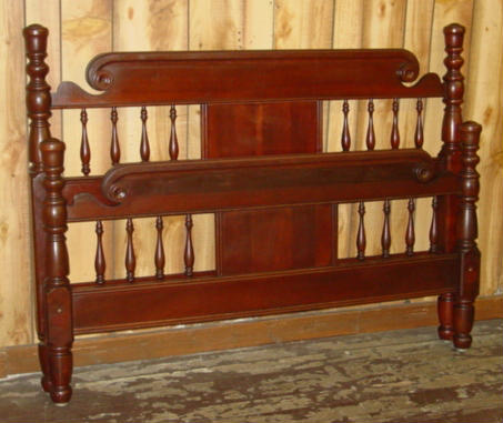 4 pc Kling Solid Cherry Bedroom Set