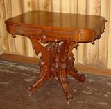 Super Walnut Victorian Parlor Table