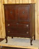 1930's Gentleman's Chest