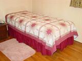 Hollywood Frame Twin Size Bed