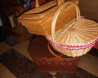 Picanic Baskets