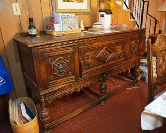 Multiple piece dining room group