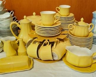 Federalist Buttercup ironstone dinnerware