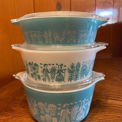 Vintage Pyrex Butterprint Teal Turquoise Blue Cinderella Casserole Bowls with Lids