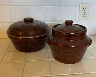 Vintage Marcrest Stoneware Dutch Oven Cookie Biscuit Grease Jar