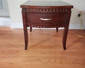 Beautiful Rippled Edge One Drawer End Table