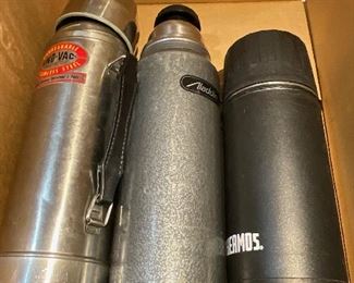 Thermos Lot
