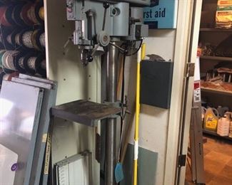 Clausing 15″ Floor Model Drill Press, 1642