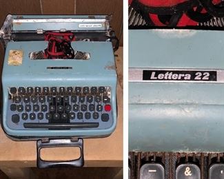 Lettera 22 Typewriter