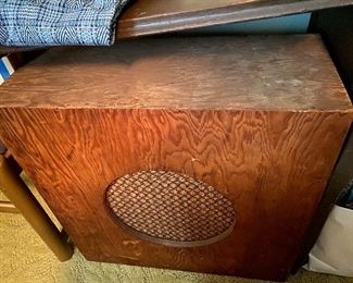 Vintage Speaker in Homemade Case
