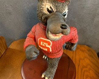NC State Wolfpack Statue