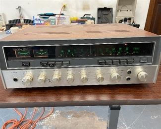 Sansui 7000 AM/FM Stereo, Tuner, Amplifier...powers up...check lights on panel