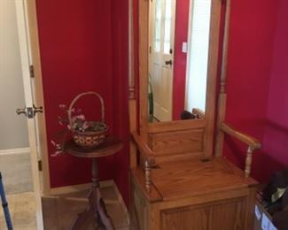 Nice Oak Hall Bench with Mirror