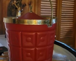 Retro ice bucket 