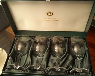 Hugh Johnson, hand made in Sweden 
Port glasses