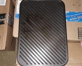 Reversible  grill with