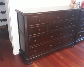Stanley  chest of drawers
64" W x 46" tall x 20" deep
Ask to see this piece
Matching nite stand  available 