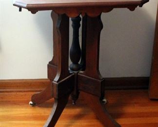 Antique Solid Wood Accent Table On Casters, 29.5" x 24" x 18"