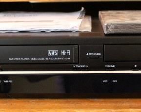Toshiba DVD/VHS Player/Recorder Model # SD-V296, Includes Remote, Manual And Cables