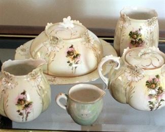 Antique Late 1800s Hand Painted China Serving Dishes Including Creamer, Sugar, Spoon Holder And Butter Dish With Daisy Pattern