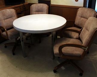 Round Dinette Table With Leaf, 28.5inTall x 41in Diameter, Includes 16in Leaf And Four Swivel Rolling Chairs
