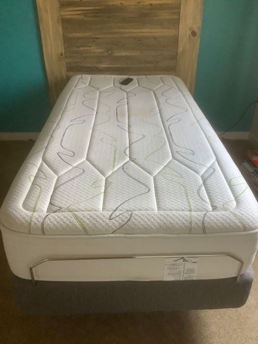 Denver Mattress Twin Adjustable Bed