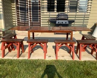Patio Bar and Stools