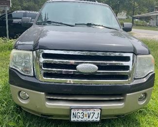 2007 Ford Expedition- 230,000 miles,