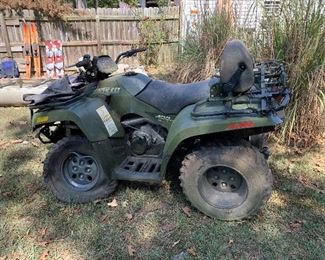 Arctic Cat 4 wheeler - has been wrecked, engine works great