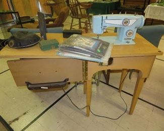 Nice vintage sewing machine